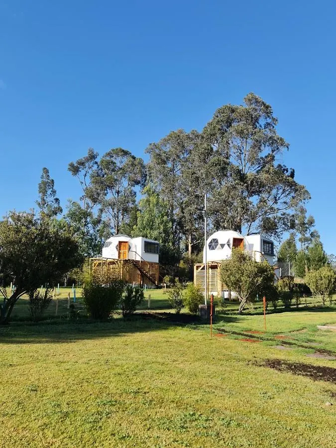 كويتو Luyuyay Lodge مكان تخييم