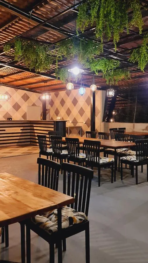 كويتو Luyuyay Lodge مكان تخييم