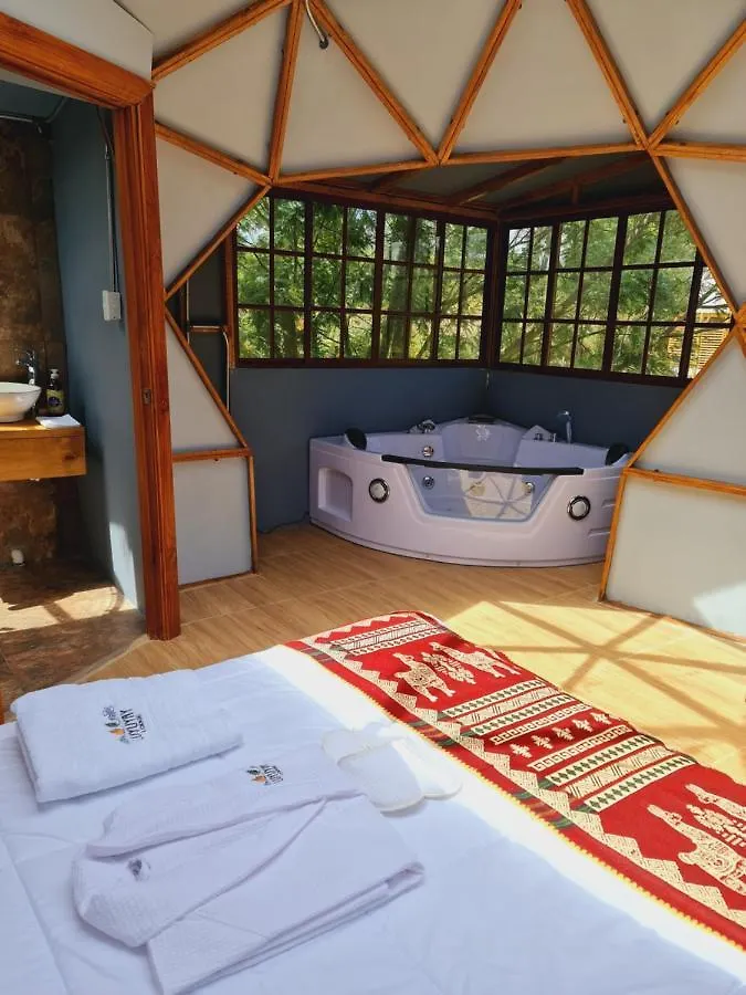 كويتو Luyuyay Lodge مكان تخييم